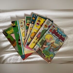 Vintage Comic Book Collection, Richie Rich, Tom & Jerry, The Hair bear bunch
